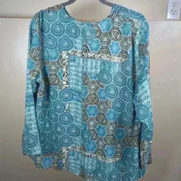 Fred David Women's  Lightweight Transparent Blouse - Size 1x - Picture 3 of 8